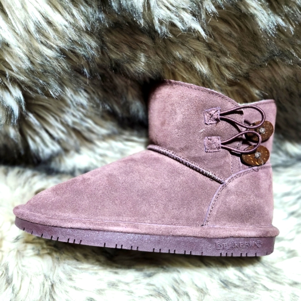 NITB BEARPAW Rosy Eggplant ankle boot size 7,